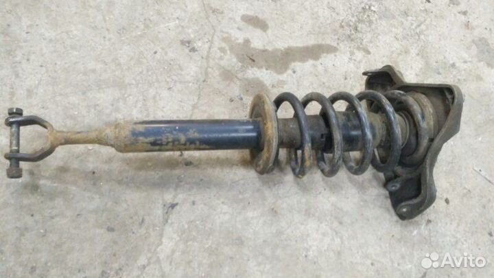 Стойка передняя в сборе Volkswagen Passat B5+ 1.9