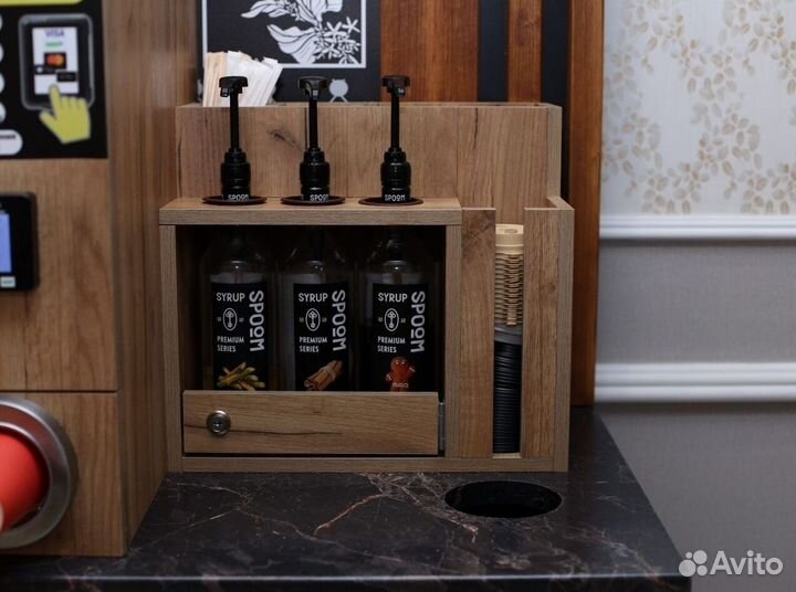 Cтойка в стиле Starbucks для кофейни