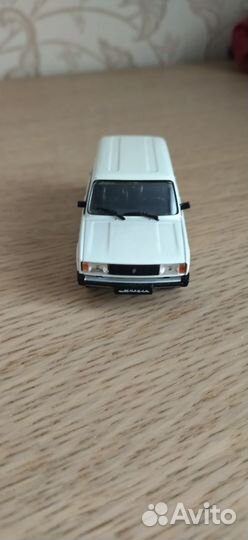 Модель автомобиля ваз 2104 в 43 масштабе