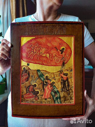 Красивая старинная икона на золоте Пророк Илия 19в