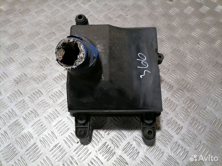 Корпус воздушного фильтра Vaz 2112