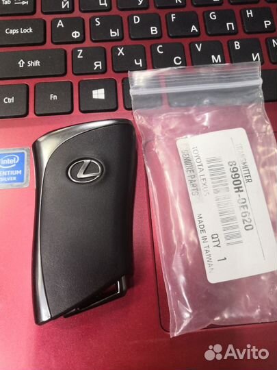 Смарт ключ Lexus RX 2022 8990H-0E620 8990h-48180