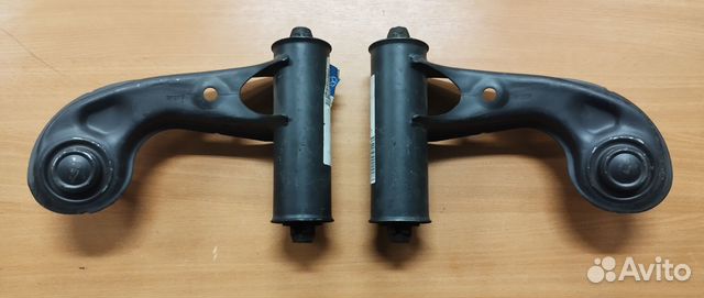 Рычаг передний верхний mercedes W 202 комплект