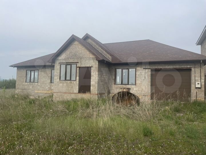 Дом 233 м² на участке 7,5 сот.