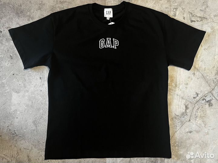 Футболка gap