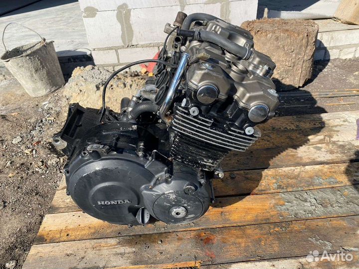 Двигатель Honda CB 400