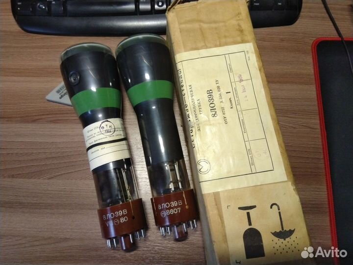 Электронно-лучевые трубки 8ло39В