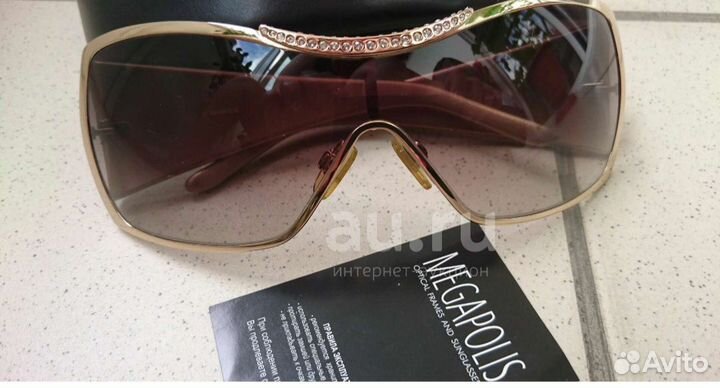 Солнцезащитные очки женские брендовые