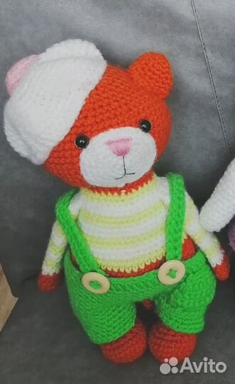 Котик вязаный