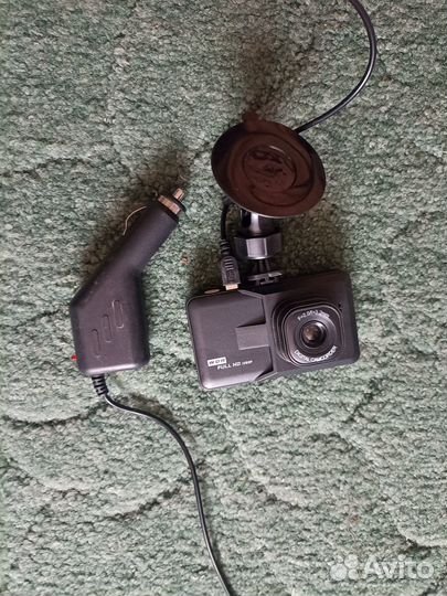 Продам видеорегистратор в хорошем состоянии б у