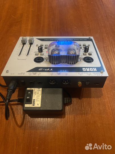 Korg дв. ламповый преамп и оптический компрессор