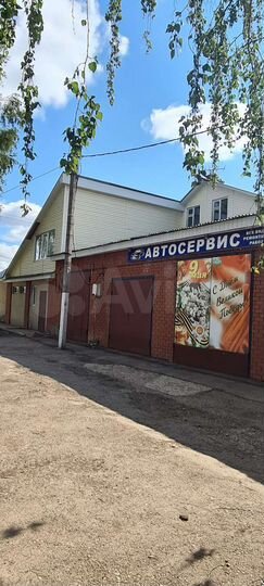 Дом 425 м² на участке 7,22 га