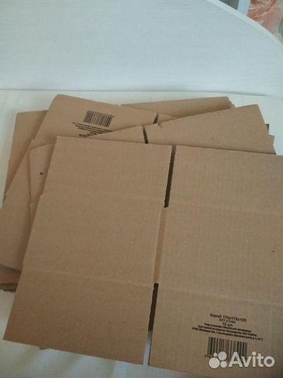 Новые картонные коробки