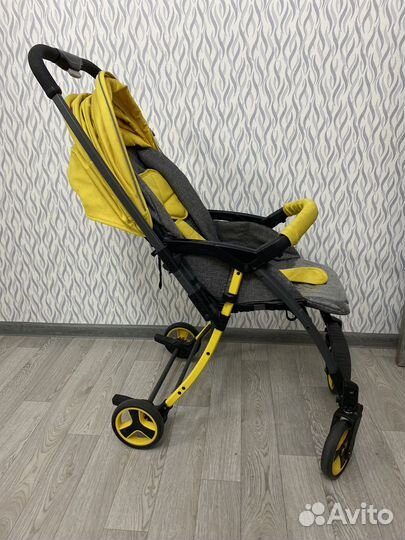 Прогулочная коляска corol