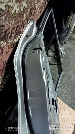 Дверь задняя левая Ниссан tiida хэтчбек