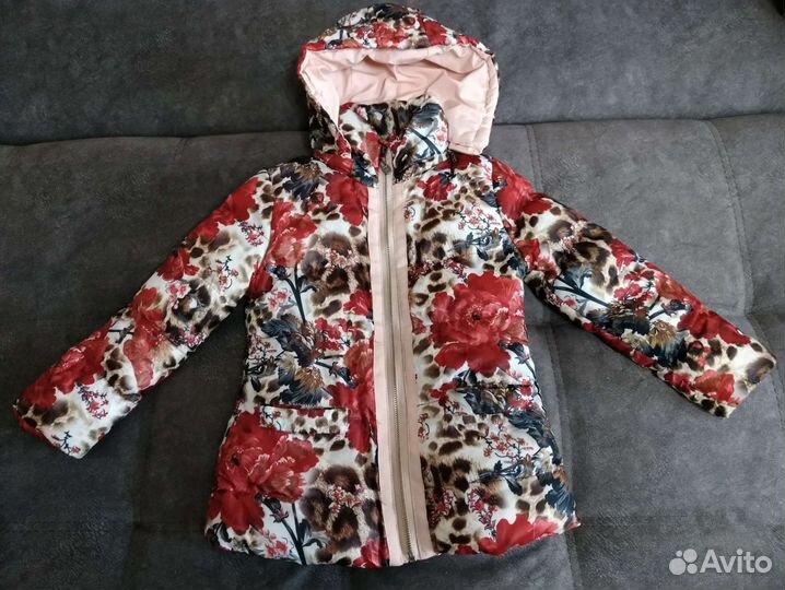 Куртки, ветровка, жилетка на девочку