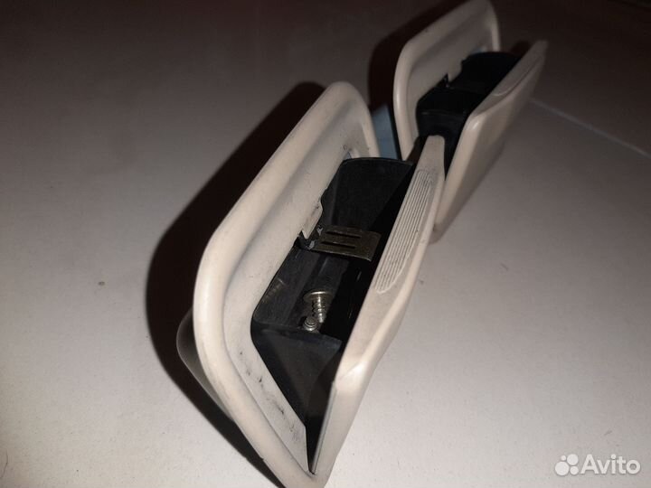 Пепельница задней двери Субару Форестер 2003-2007