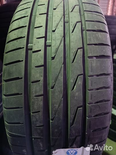 Leao Nova-Force C/S 255/45 R20