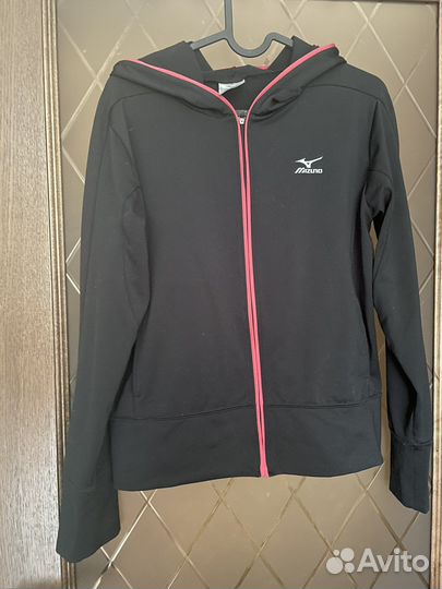 Спортивная одежда женская