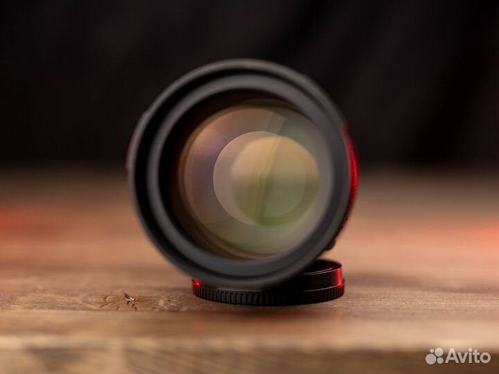 Samyang 85mm f/1.4 (Sony E mount) полнокадровый