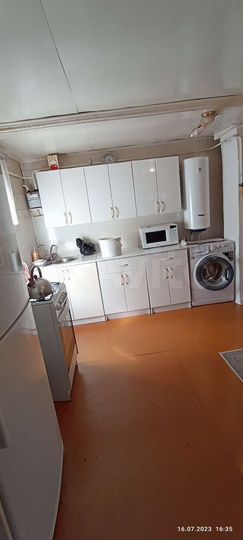 Дом 32 м² на участке 20 сот.