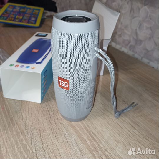 Блютуз колонка новая tg