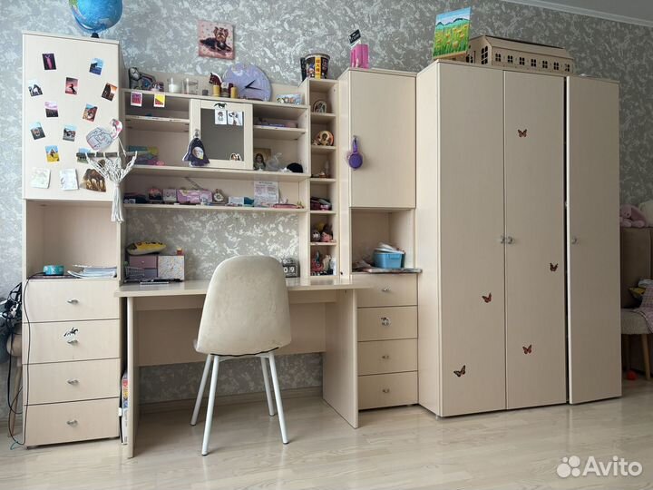 Детская стенка со столом бу