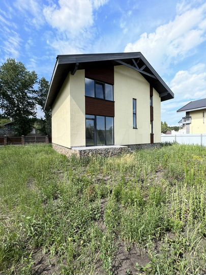 Коттедж 155 м² на участке 8 сот.