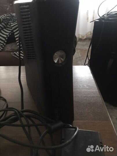 Xbox 360 с джостиком
