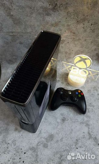 Xbox 360 слим (фрибут +70игры)