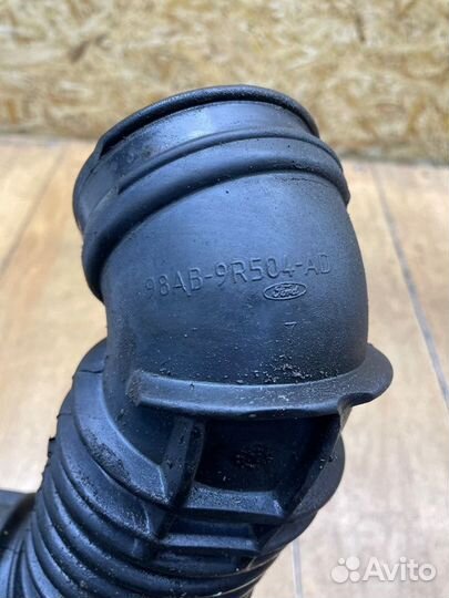 Патрубок воздушного фильтра Ford Focus 1 fxdb 2002