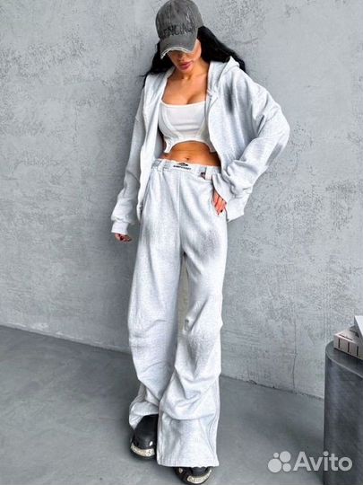 Крутой костюм спортивный Balenciaga