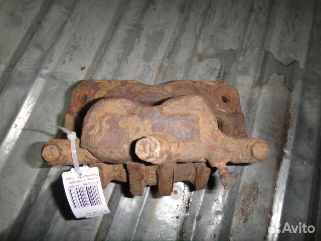 Суппорт Camry XV20 (96-01) /Avalon MCX10 (95-00) п