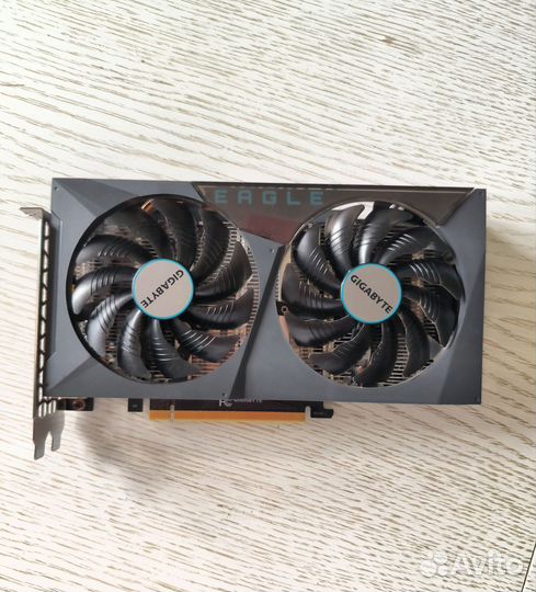 Видеокарта gigabyte RTX 3050 eagle OC 8Gb