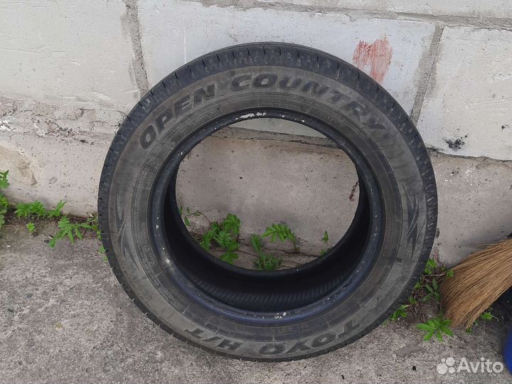 Toyo Open Country H/T 215/60 R16 95H