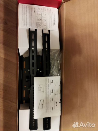 Кронштейн для телевизоров Benatek plasma bigarm-64