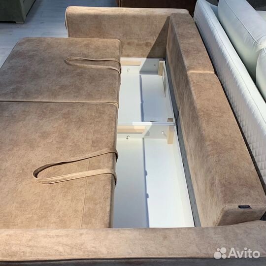 Диван с оттоманкой Аксель
