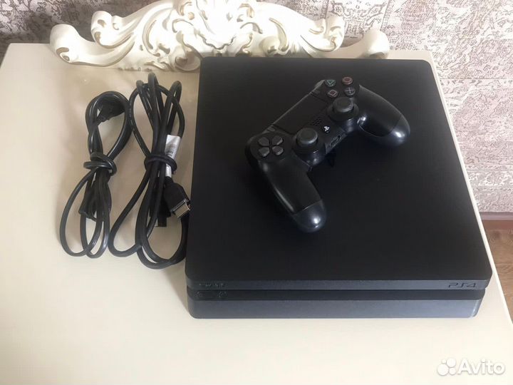 Sony playstation 4 PS4 slim