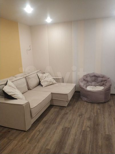 2-к. квартира, 55 м², 2/5 эт.