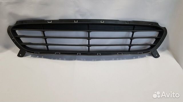 Решетка бампера Hyundai Solaris 2010-2014