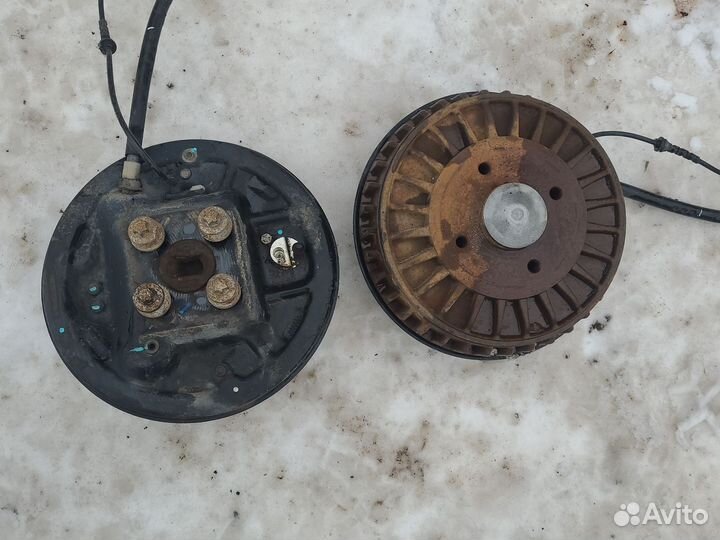 Задний тормозной барабан LADA largus абс в сборе