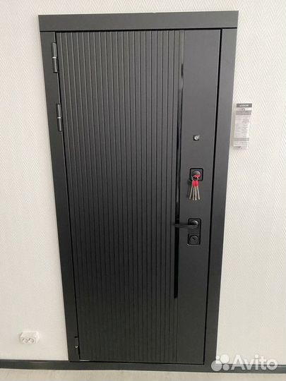 Дверь входная с гарантией