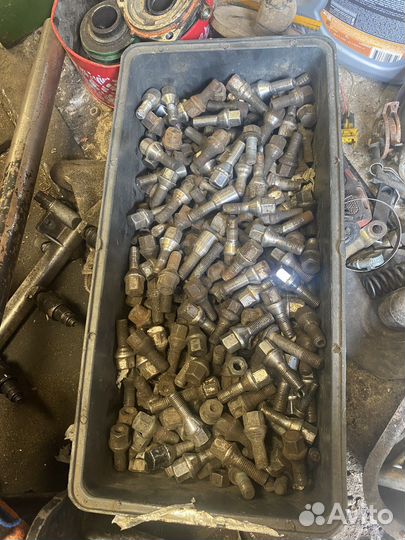 Болт колесный м12х1.5