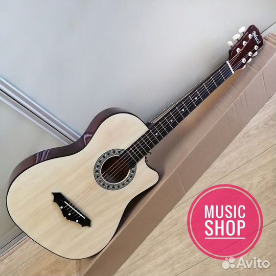 Гитара акустическая новая