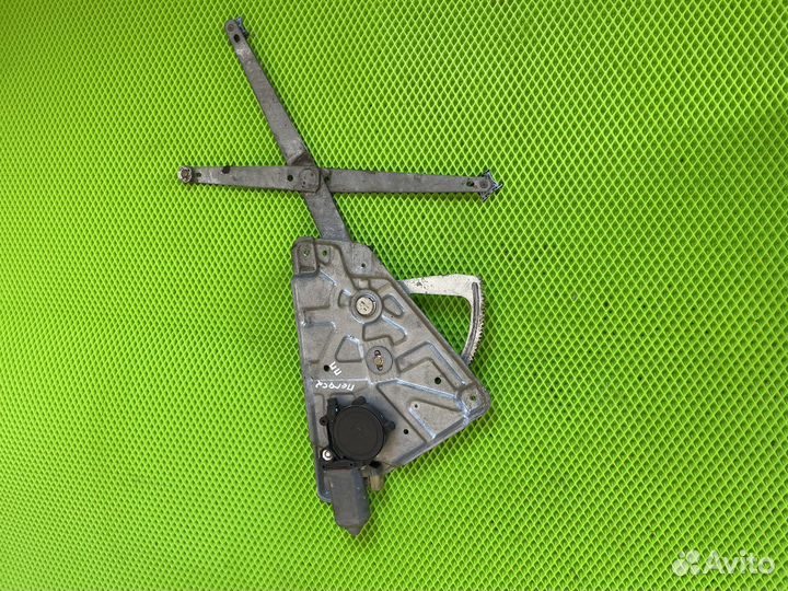 Стеклоподъемник передний правый пегас P38