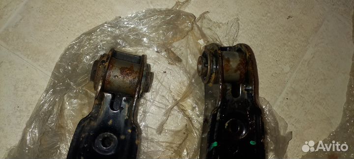 Рычаг подвески Fenox CA21044