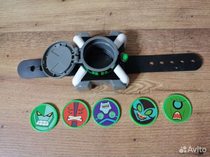 Часы Бен Тена