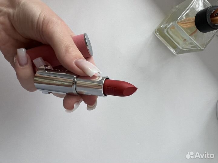 Givenchy помада
