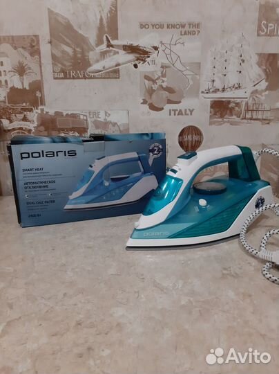 Утюг Polaris PIR 2490AK