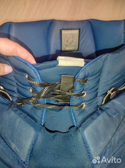 Вратарская хоккейная форма